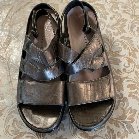Aravon Sandals Comfort Walking Shoes Pewter Adj Straps Size 7 - Picture 2 of 10